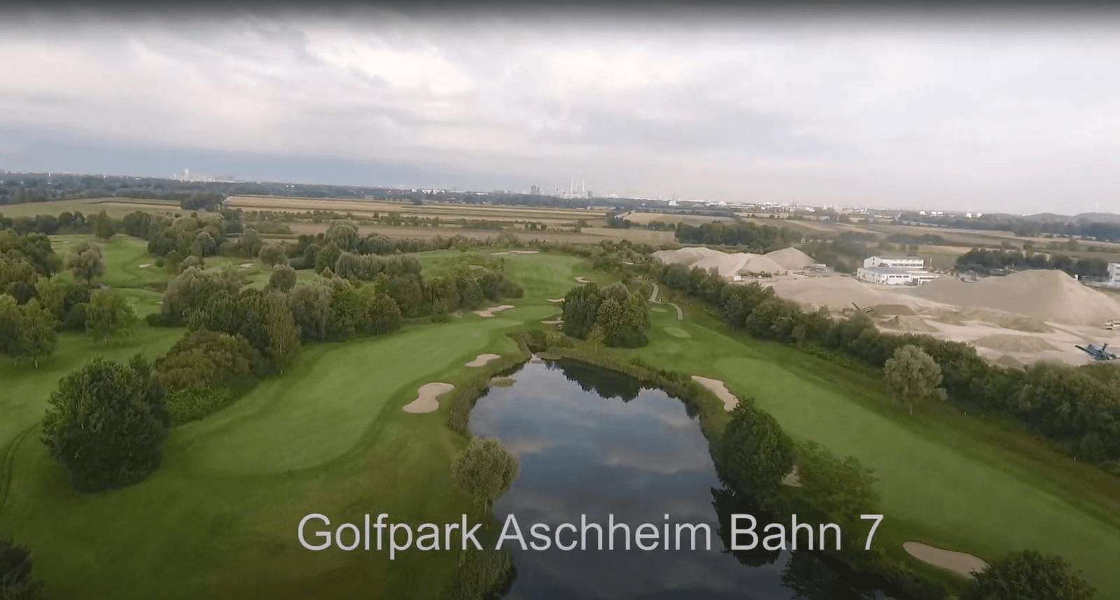 Überflug Bahn 07 Golfpark München Aschheim