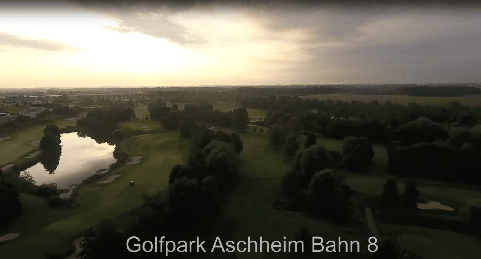 Überflug Bahn 08 Golfpark München Aschheim